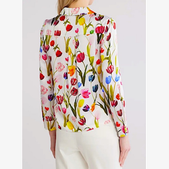 Alice + Olivia Eloise Floral Silk Button-Up Shirt - Picture 2 of 9